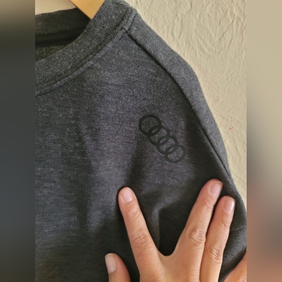 New Era AUDI Crewneck , Dark‎ Grey, Size Small - Picture 4 of 7